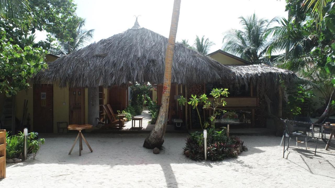 Rising Sun Beach View Thinadhoo  Buitenkant foto